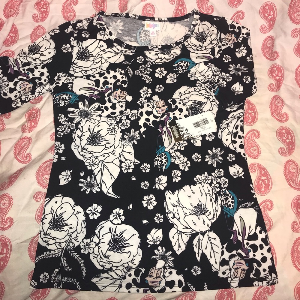 Lularoe Disney Gigi medium